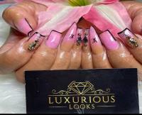 Luxurious Looks image 2